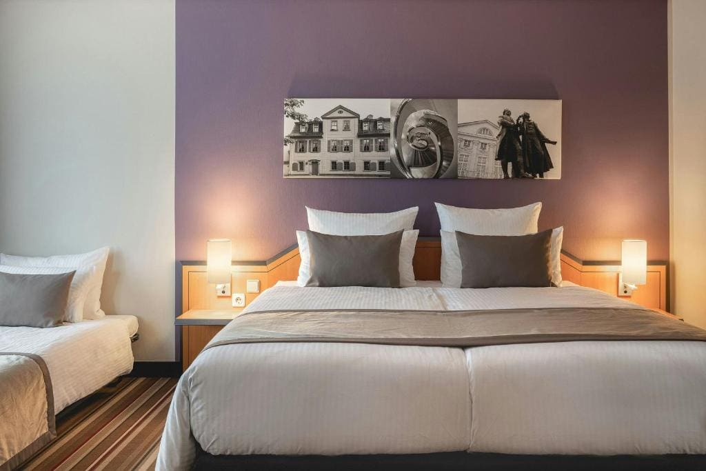 Superior Double Room with Extra Bed room - Image 2