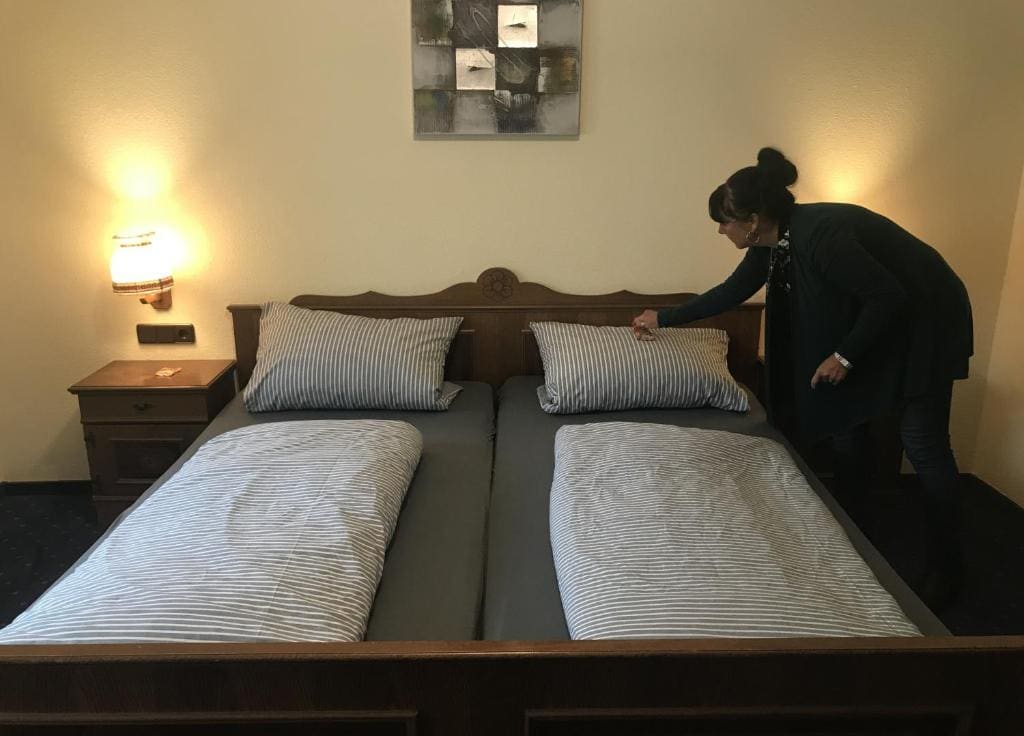 Deluxe Double Room with Balcony room - Image 3