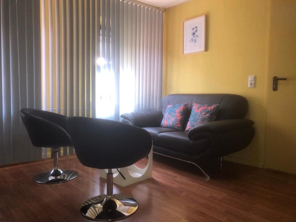 Standard Family Room room - Image 1