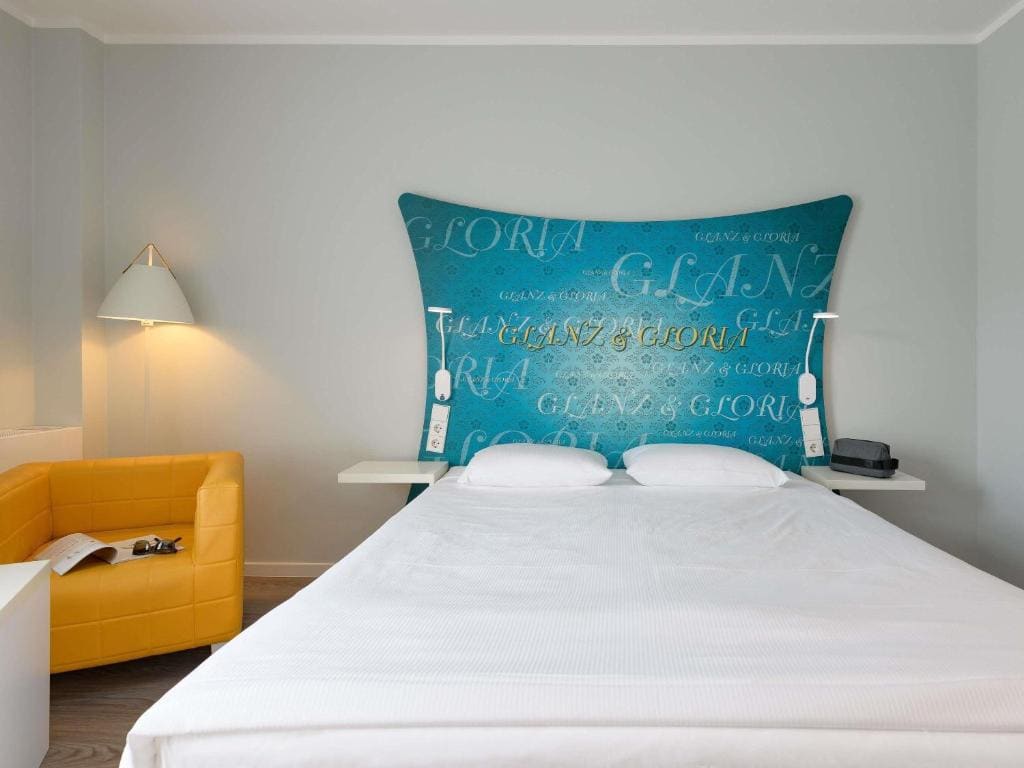 Superior Double Room with River View room - Image 2