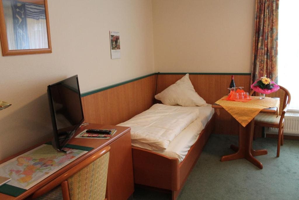Classic Triple Room room - Image 1
