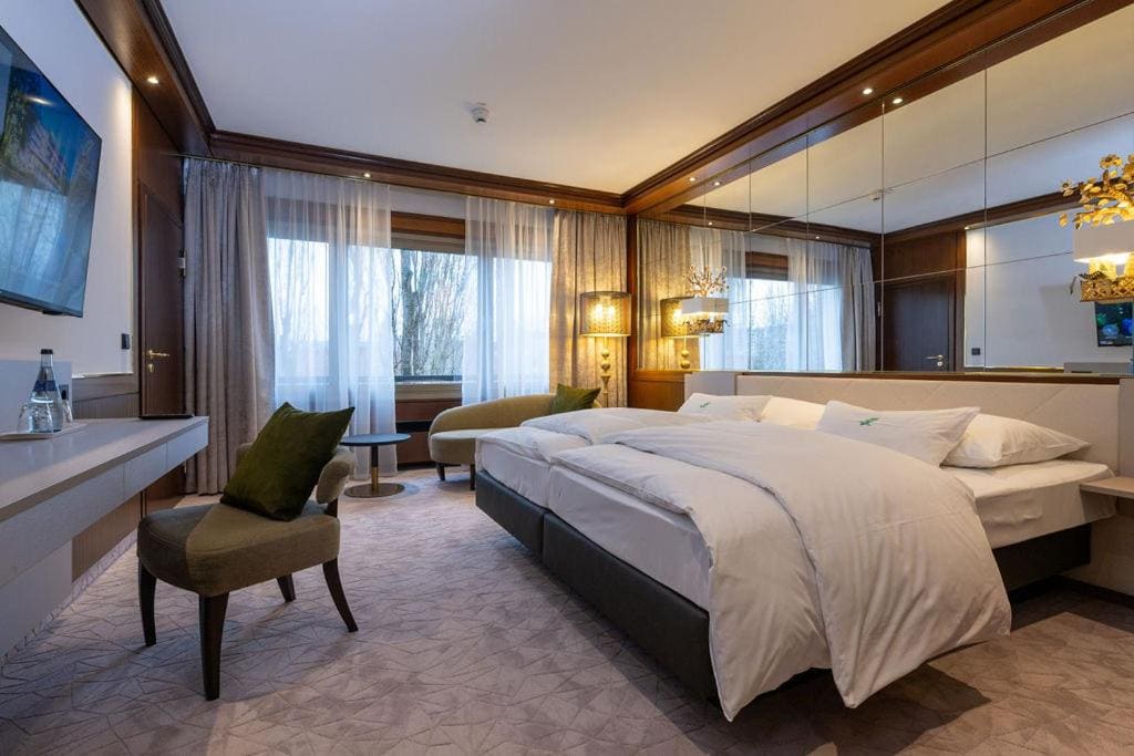 Superior Double Room room - Image 1