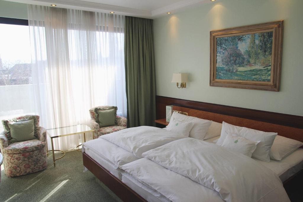 Deluxe Double Room room - Image 2