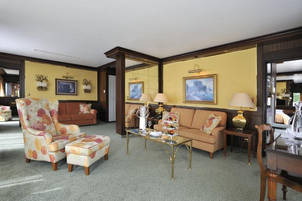 Suite room - Image 3