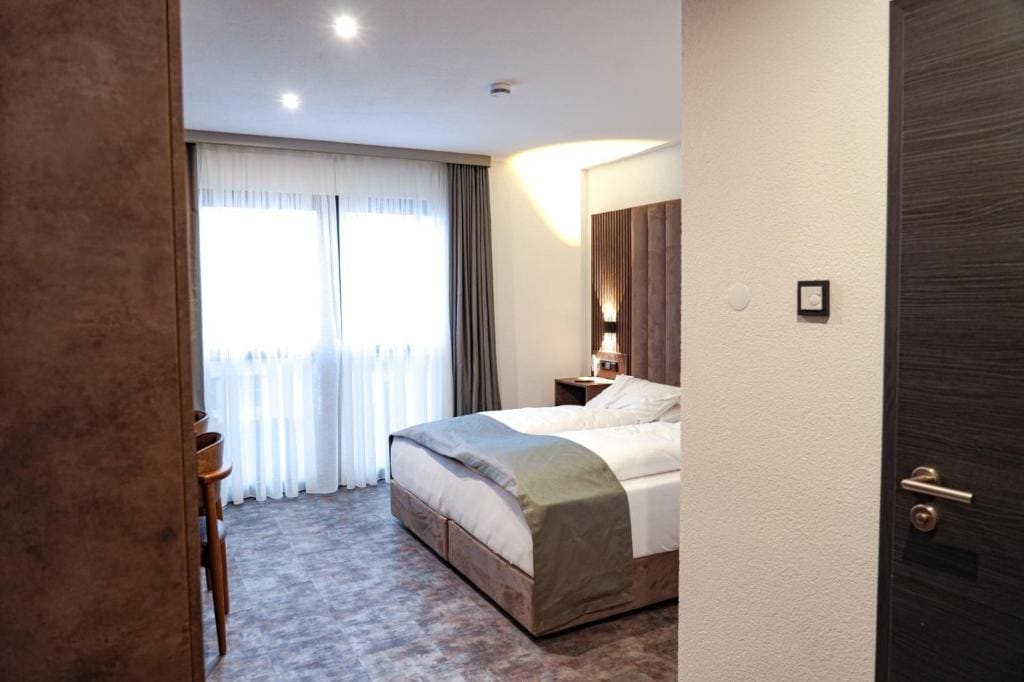 Double Room room - Image 2