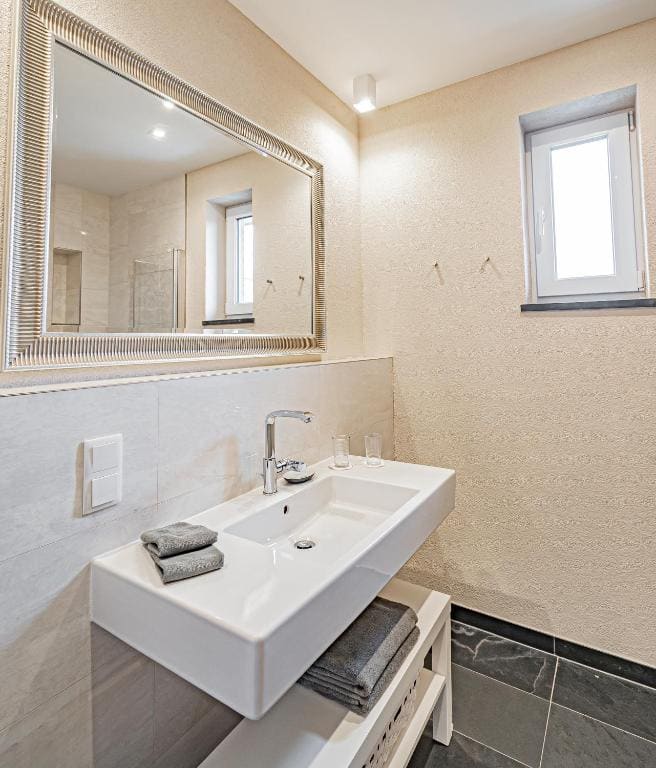 Comfort Double Room with Balcony room - Image 1