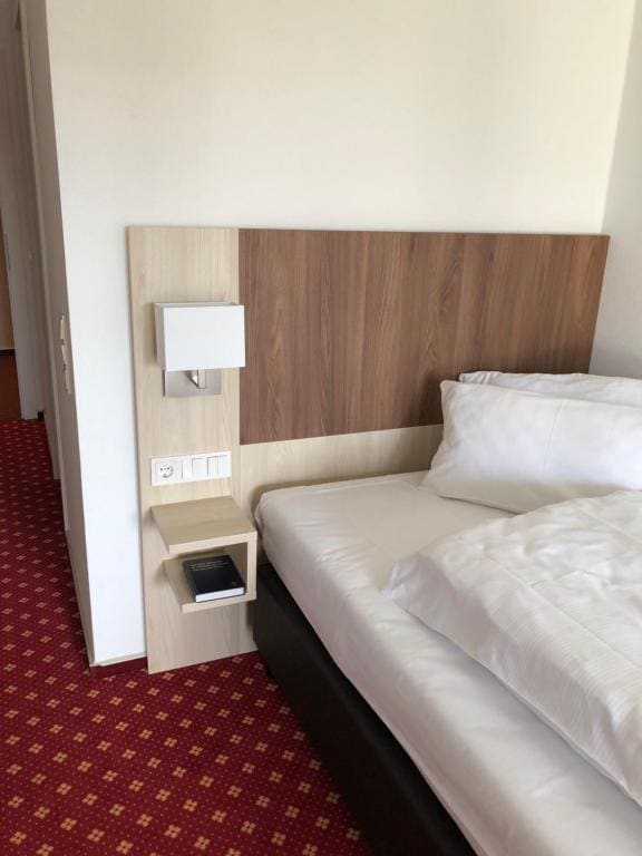 Comfort Single Room room - Image 1