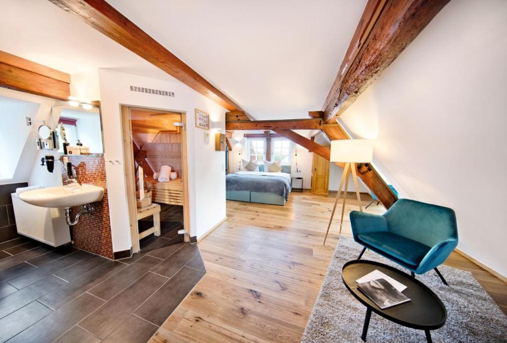 Junior Suite with Sauna room - Image 3