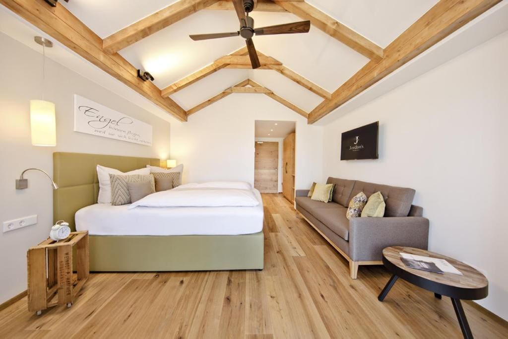 Deluxe Double Room room - Image 2