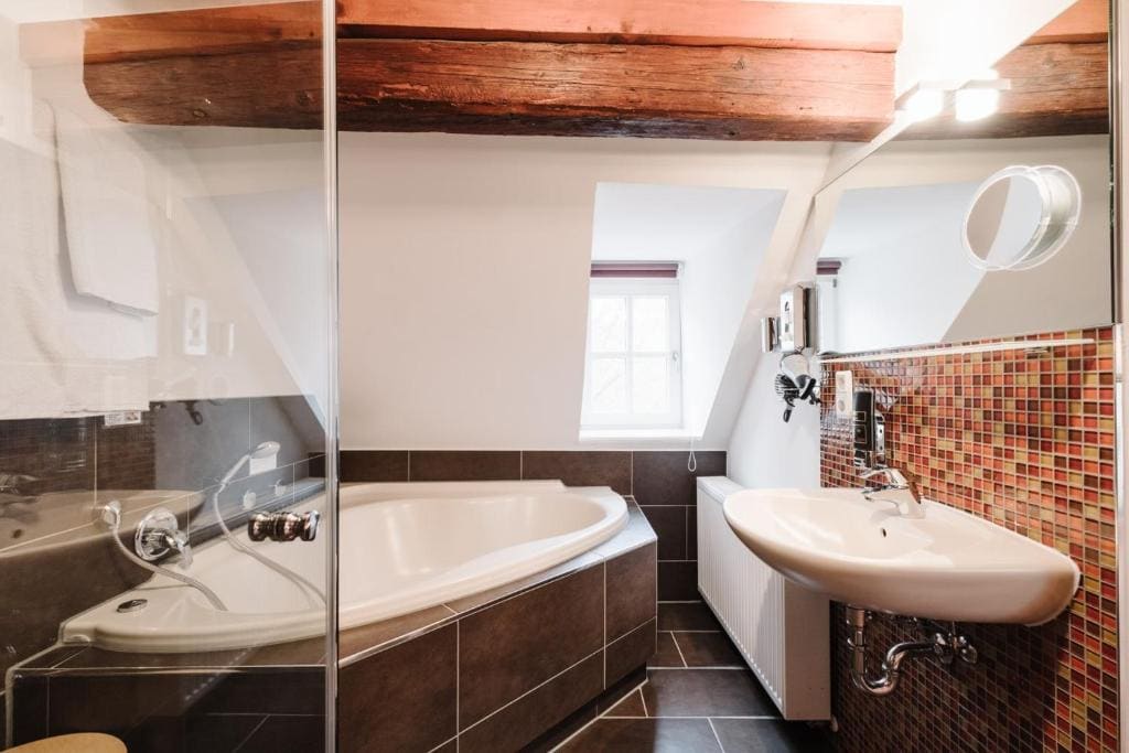Junior Suite with Sauna room - Image 1