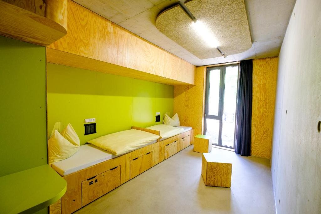 Twin Room with Bathroom room - Image 1