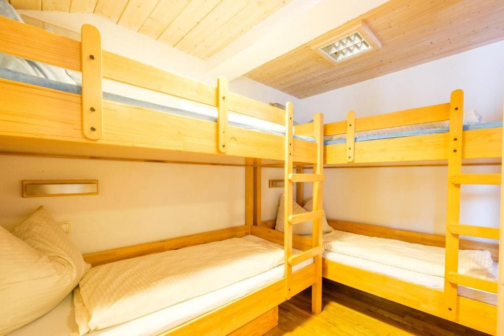 Quadruple Room room - Image 1