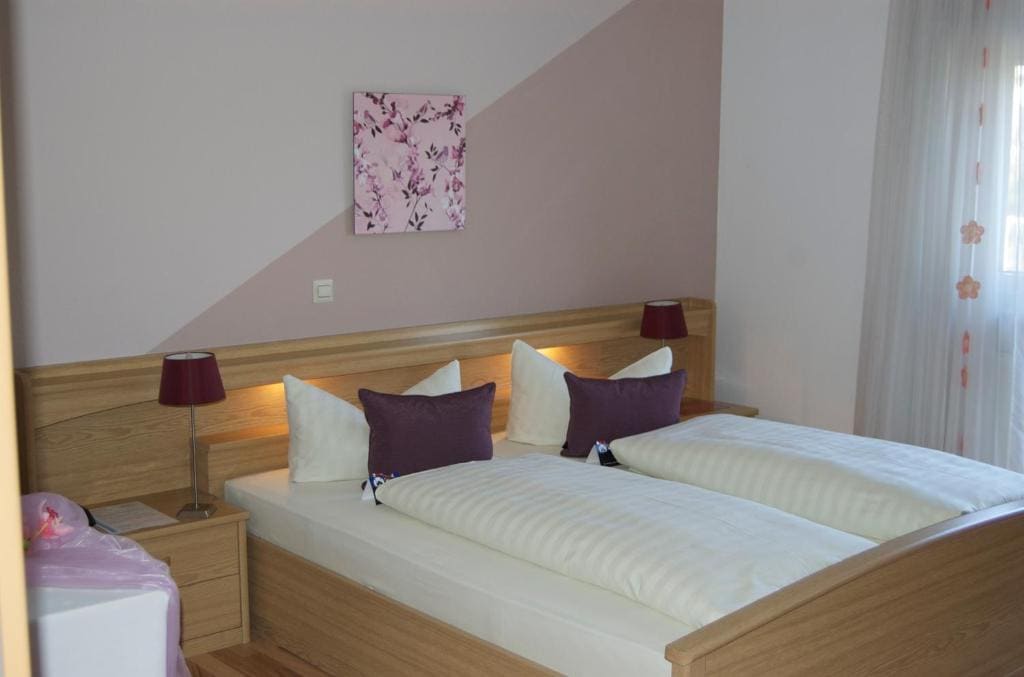Double or Twin Room room - Image 1