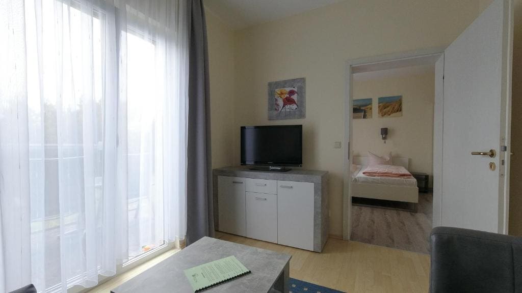 Deluxe Double Room with Balcony 11 room - Image 2