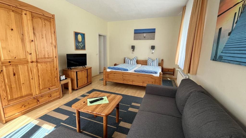 Standard Double Room with Garden View 30 room - Image 1