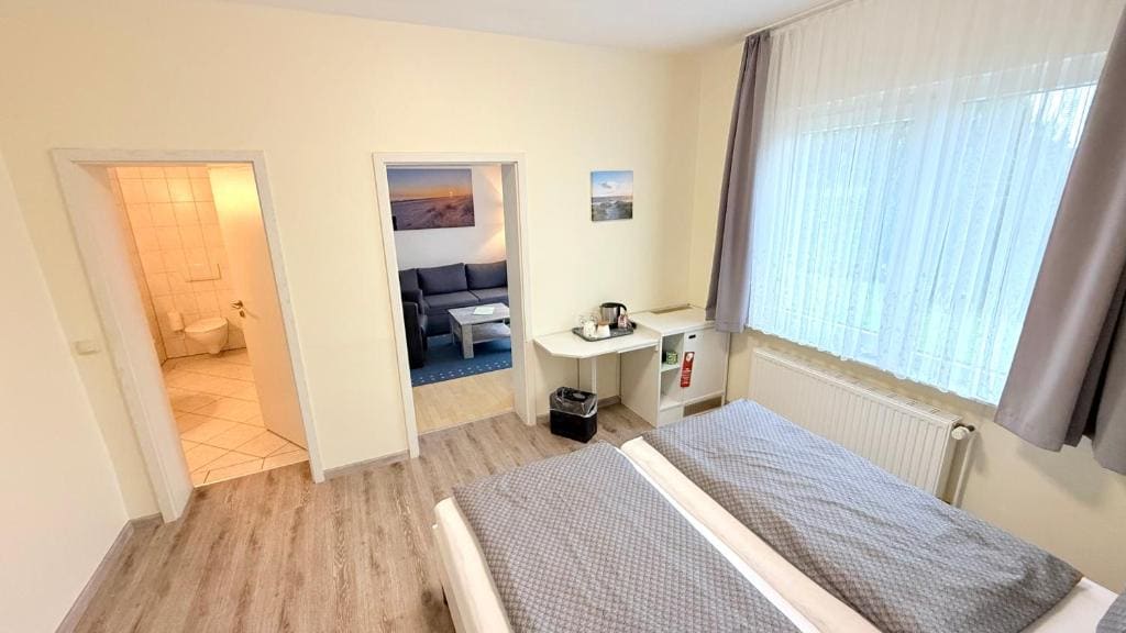 Superior Double Room with Terrace 28 room - Image 3