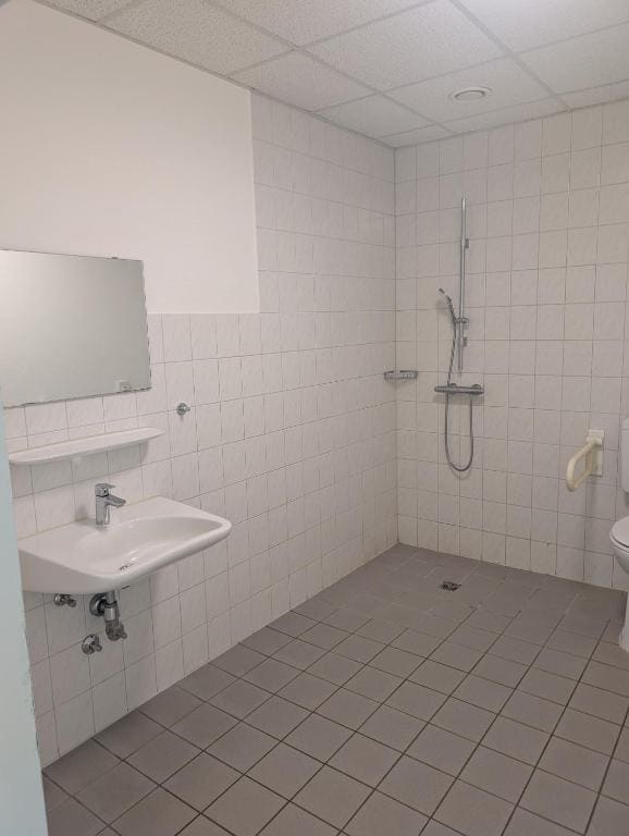 Quadruple Room with Bathroom room - Image 1