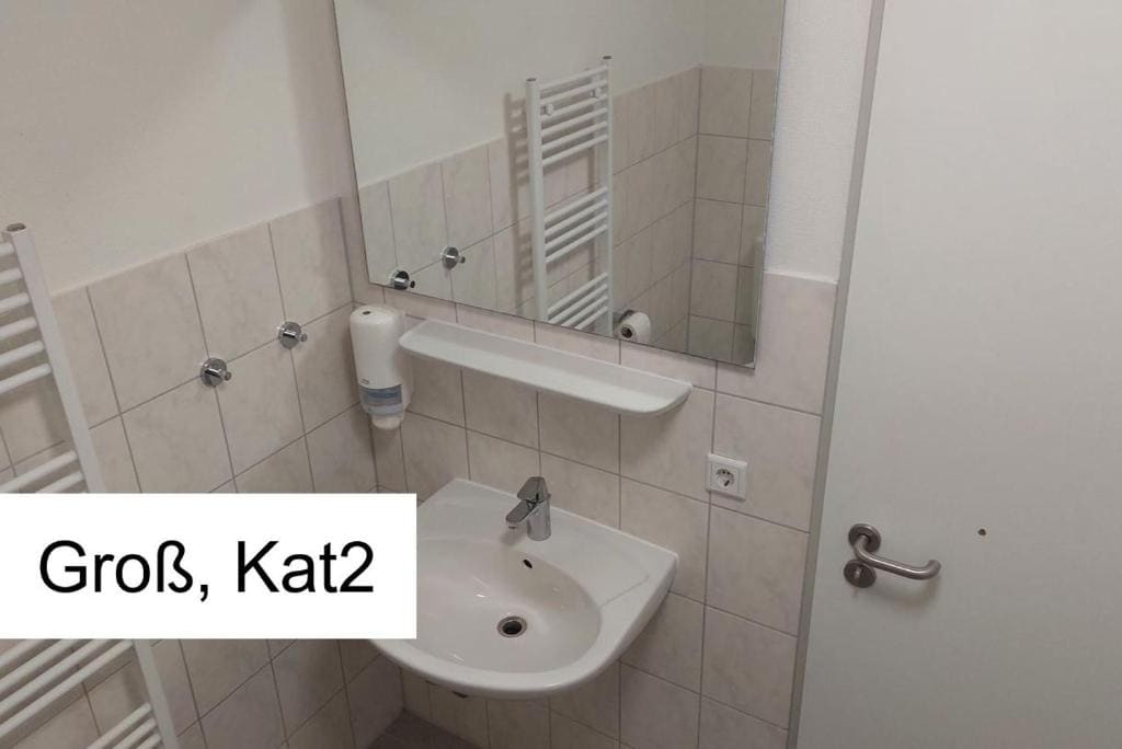 Triple Room with Shower room - Image 1
