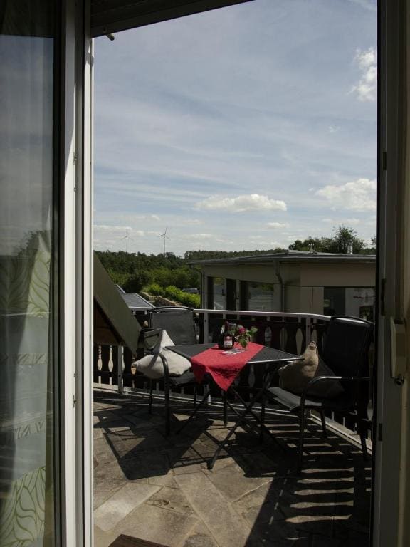 Double Room with Balcony room - Image 1