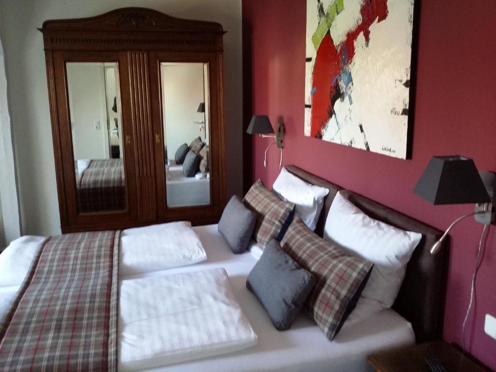 Apartment room - Image 1