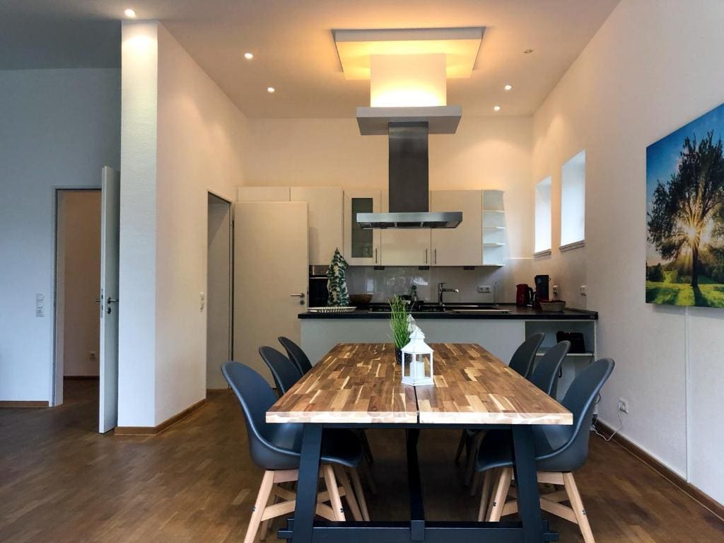 Three-Bedroom Vacation Home room - Image 1