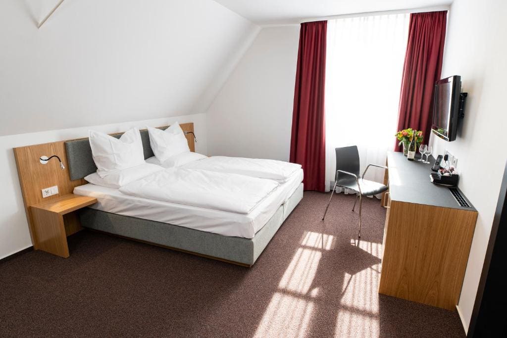 Superior King Room room - Image 2