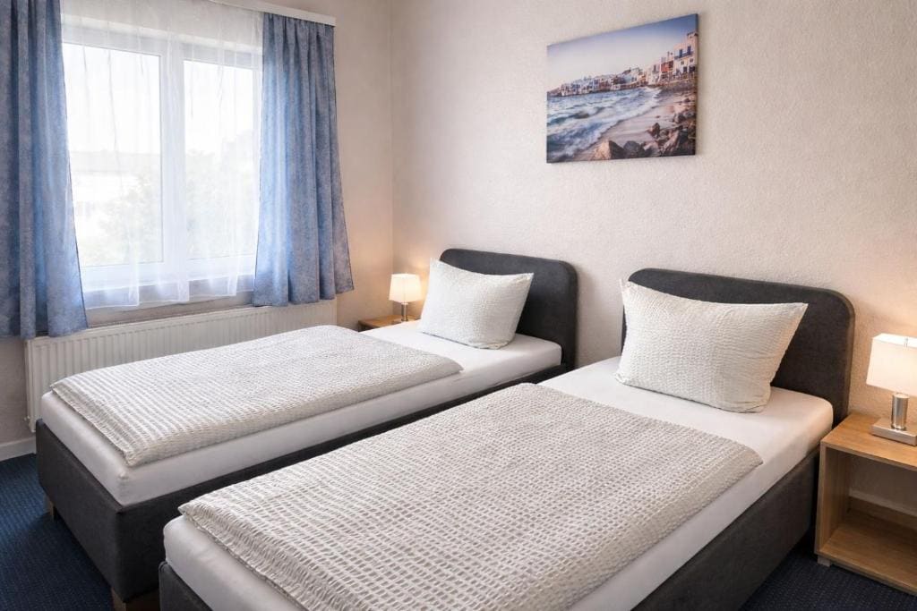Budget Double Room room - Image 2