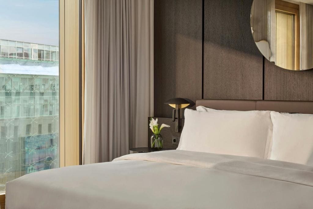 Deluxe King Room room - Image 1