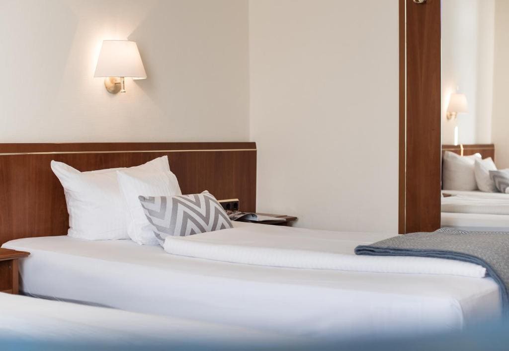 Standard Double or Twin Room room - Image 1