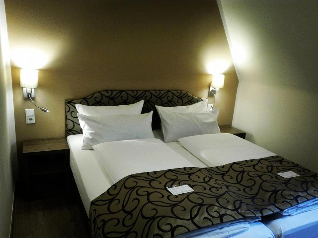 Standard Suite room - Image 3