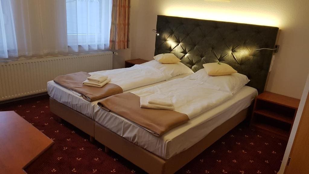 Double Room room - Image 2