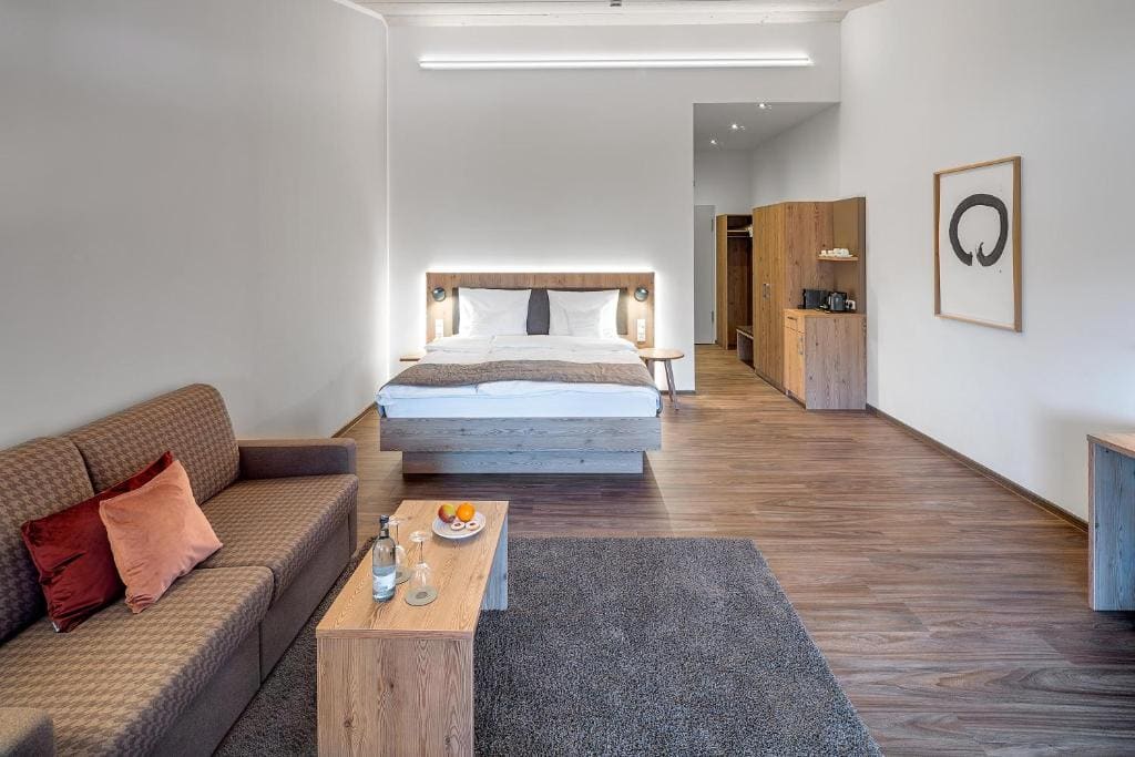 Large Double Room room - Image 2