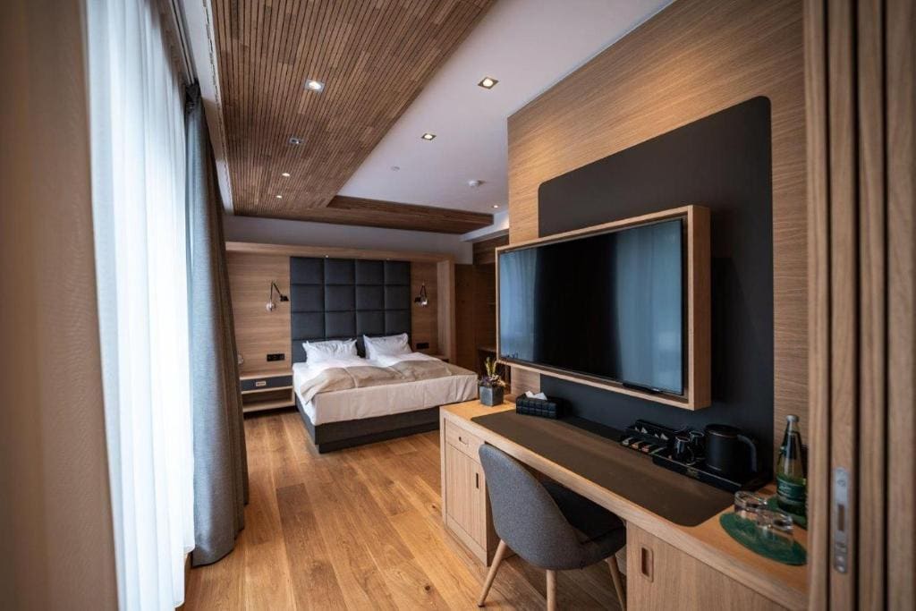 Family Room with Terrace room - Image 1