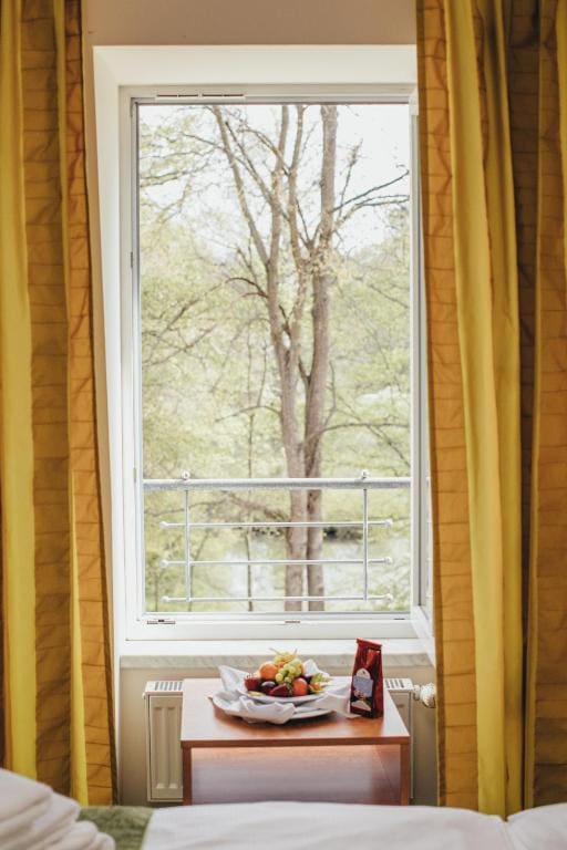 Double Room with Garden View room - Image 3