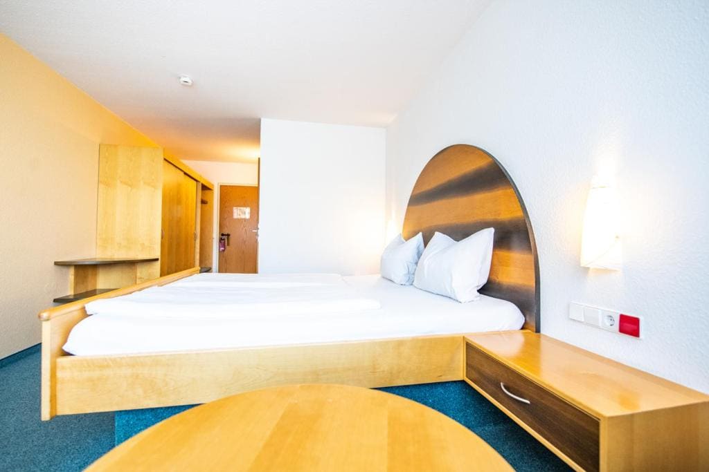 Standard Double Room room - Image 2