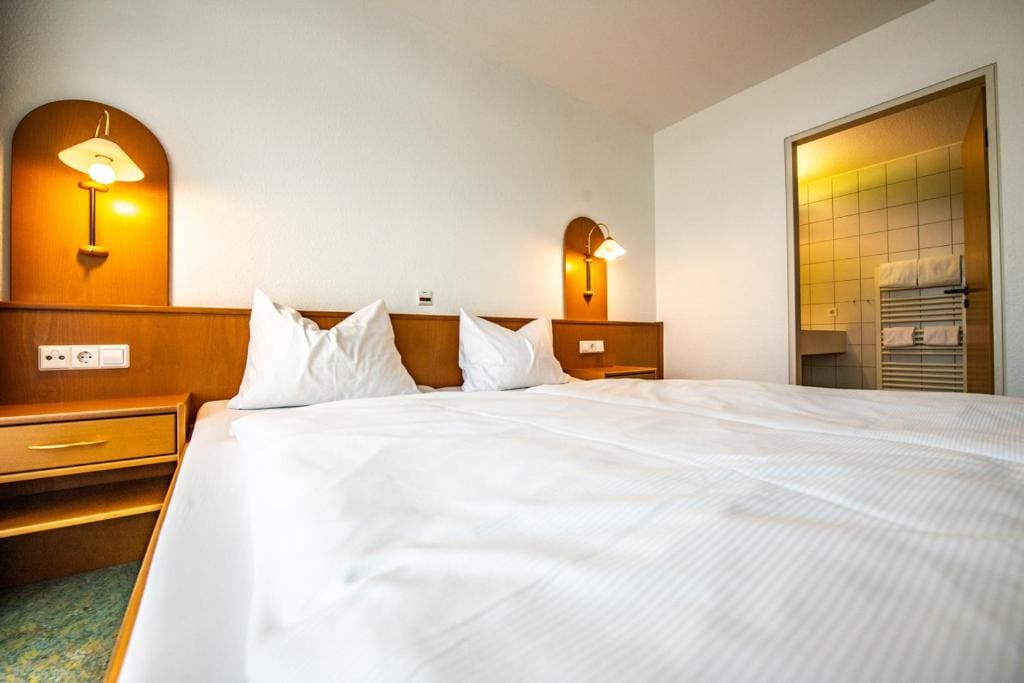 Suite with Balcony room - Image 1