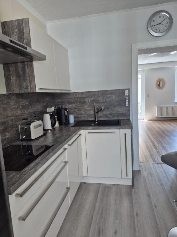 Apartment with Terrace room - Image 1
