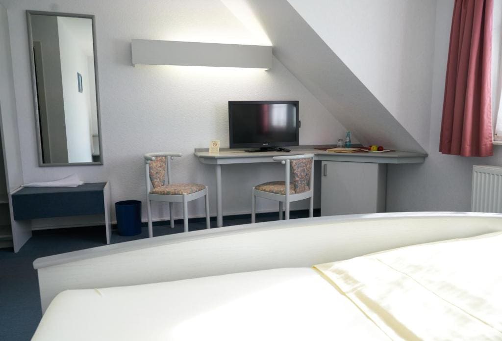 Large Double Room room - Image 1