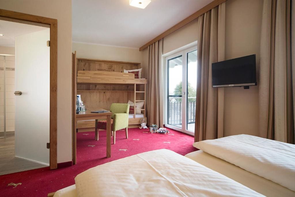 Superior Double Room room - Image 3