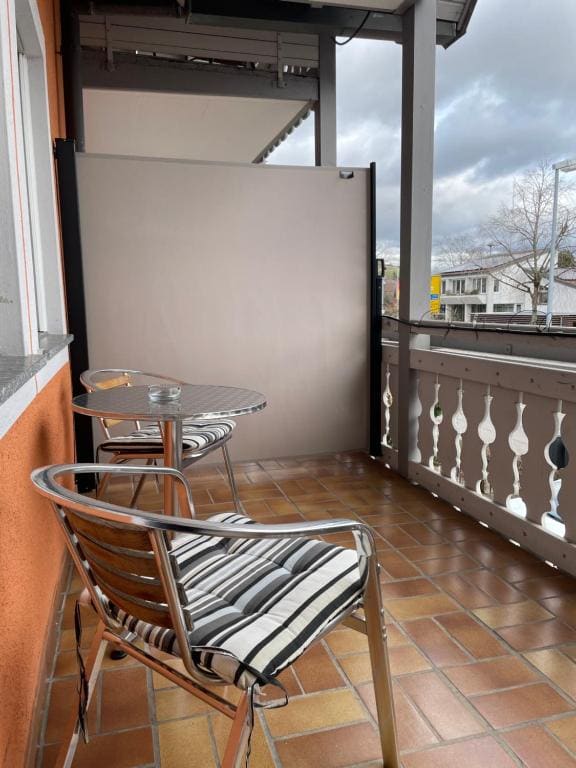 Single Room with Balcony room - Image 1