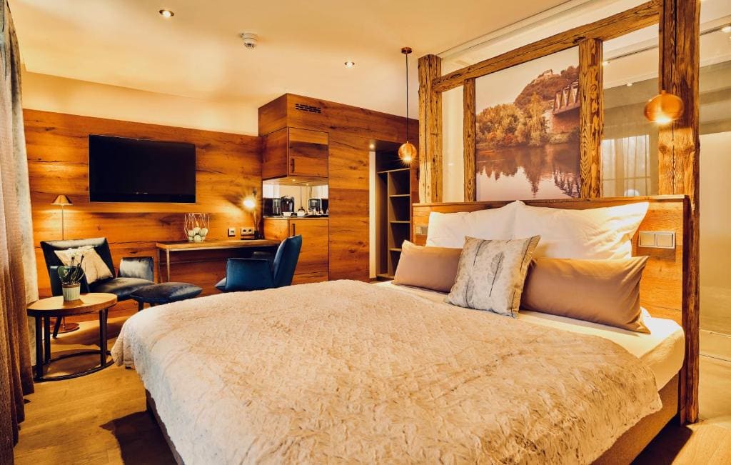Superior Double Room room - Image 3