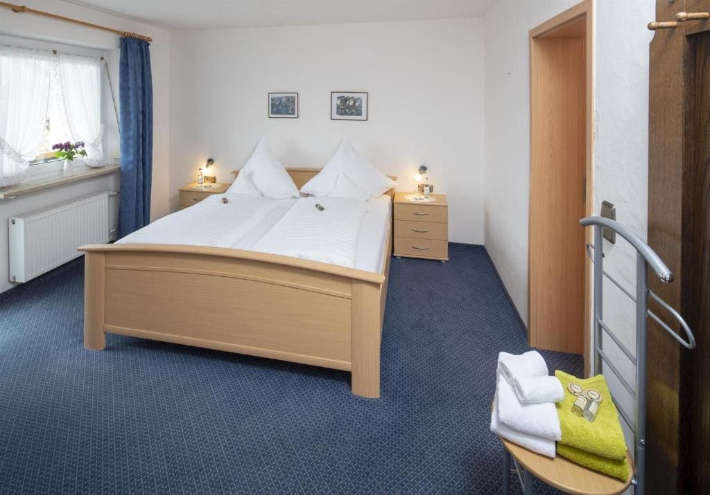 Double Room with Terrace room - Image 3
