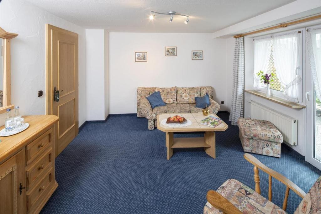Double Room with Terrace room - Image 2