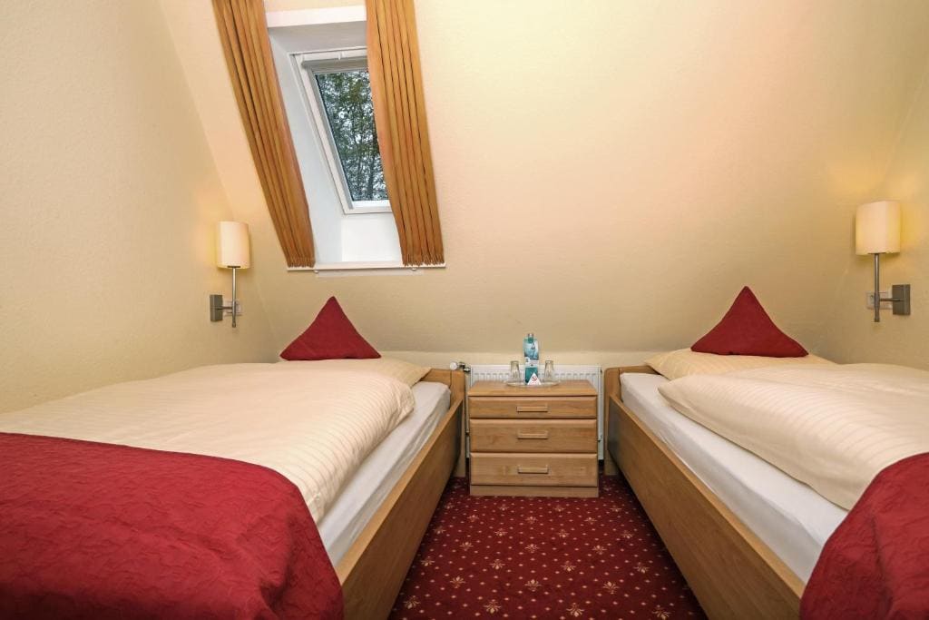 Family Junior Suite room - Image 1