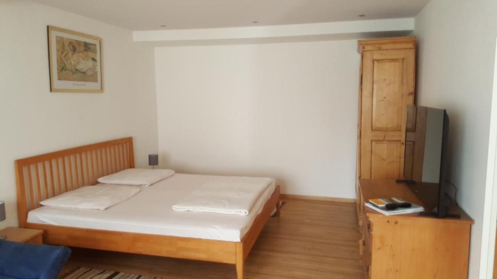 Holiday Home room - Image 2
