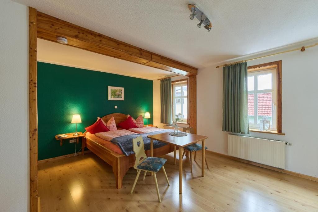 Budget Double Room room - Image 2