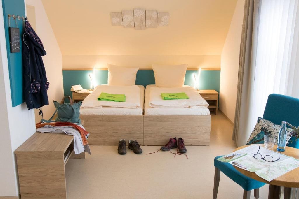 Family Room room - Image 2