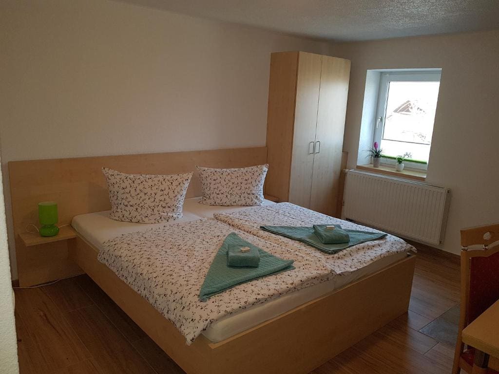 Deluxe Double or Twin Room room - Image 2