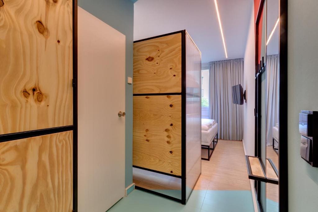Quad Room room - Image 3