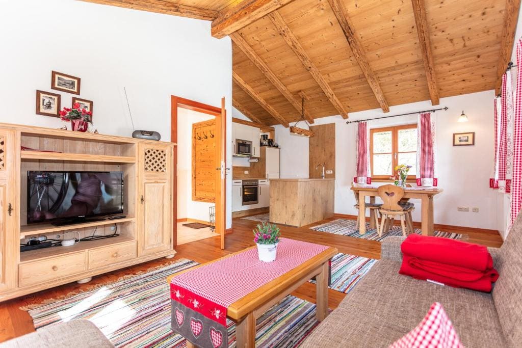 One-Bedroom Chalet room - Image 2